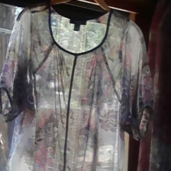 Blouse - Picture 3 of 4